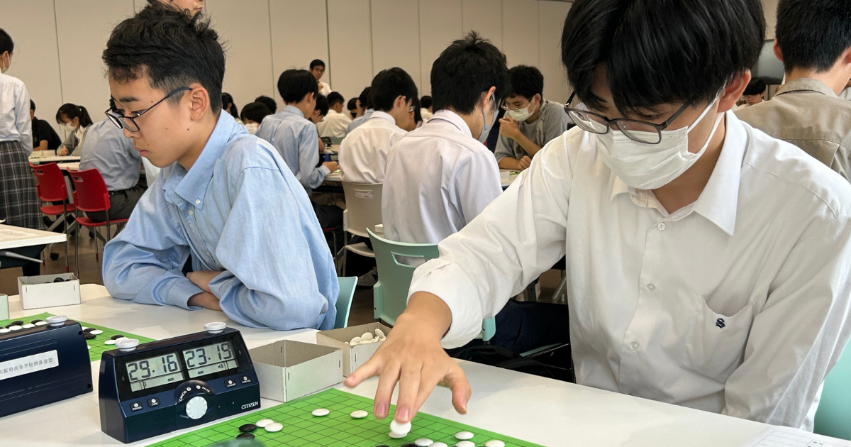 囲碁部が大阪府高校囲碁選手権大会個人戦で好成績を収めました